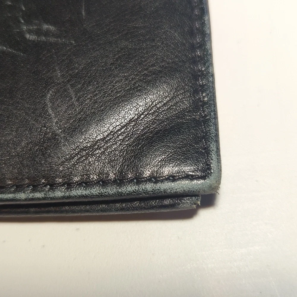 Paul & Taylor USA Black Leather Wallet